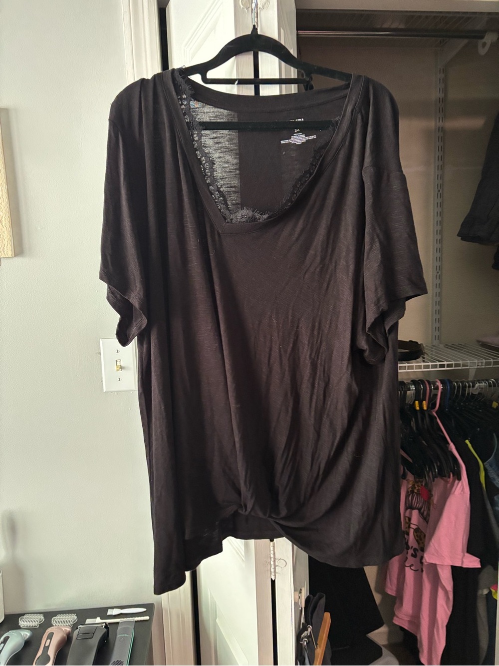 Women's lace neck Top